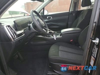 Zdjęcie 7 z 14 samochodu: 2024 KIA SORENTO LX VIN:5XYRG4JC1RG290081 - miniatura