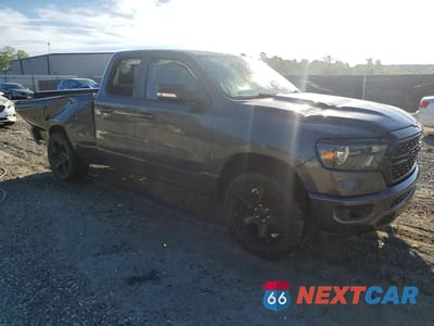 Czwarte zdjęcie samochodu z boku: 2022 RAM 1500 BIG HORN VIN:1C6SRFBT8NN206788 - miniatura