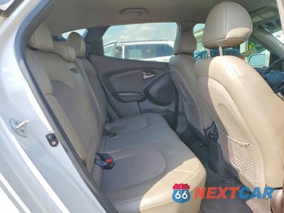 Zdjęcie 11 z 13 samochodu: 2015 HYUNDAI TUCSON SE VIN:KM8JU3AGXFU059785 - miniatura
