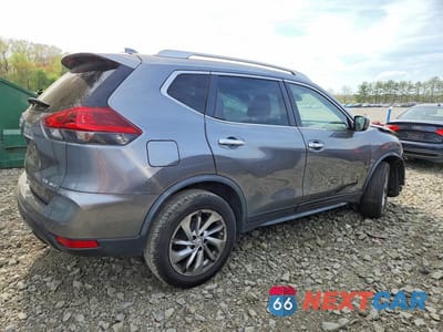 Trzecie zdjęcie samochodu z tyłu: 2019 NISSAN ROGUE SV VIN:JN8AT2MV9KW380649 - miniatura