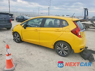 Drugie zdjęcie samochodu z przodu: 2018 HONDA FIT EX VIN:3HGGK5H82JM712249 - miniatura