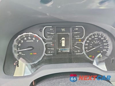 Zdjęcie 9 z 12 samochodu: 2021 TOYOTA TUNDRA SR5 VIN:5TFUY5F12MX004331 - miniatura