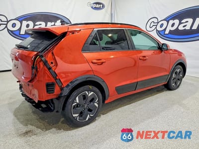 Trzecie zdjęcie samochodu z tyłu: 2023 KIA NIRO WIND VIN:KNDCR3L19P5022889 - miniatura
