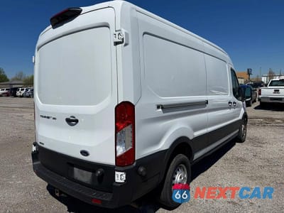 Czwarte zdjęcie samochodu z boku: 2020 FORD TRANSIT T-350 VIN:1FTBW9CG6LKA25790 - miniatura
