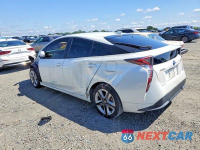 Drugie zdjęcie samochodu z przodu: 2016 TOYOTA PRIUS THREE TOURING VIN:JTDKARFU4G3518321 - miniatura