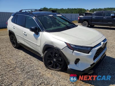 Czwarte zdjęcie samochodu z boku: 2022 TOYOTA RAV4 HYBRID XSE VIN:JTME6RFV2ND521233 - miniatura