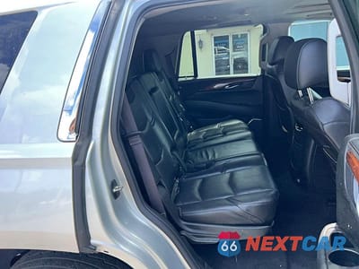 Zdjęcie 6 z 14 samochodu: 2015 CADILLAC ESCALADE LUXURY VIN:1GYS4BKJ7FR302897 - miniatura