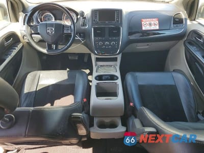 Zdjęcie 8 z 14 samochodu: 2018 DODGE GRAND CARAVAN SXT VIN:2C4RDGCG5JR300881 - miniatura
