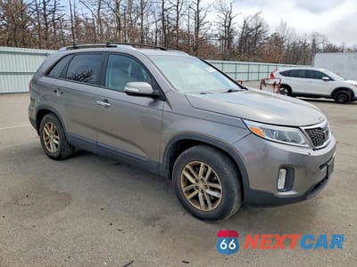Czwarte zdjęcie samochodu z boku: 2014 KIA SORENTO LX VIN:5XYKT4A79EG461847 - miniatura