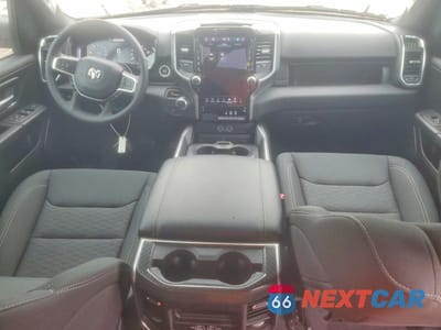 Zdjęcie 8 z 12 samochodu: 2025 RAM 1500 BIG HORN VIN:1C6RREBGXSN691488 - miniatura