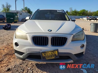Piąte zdjęcie samochodu w środku: 2013 BMW X1 SDRIVE28I VIN:WBAVM1C55DVW44199 - miniatura