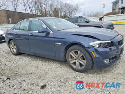 Czwarte zdjęcie samochodu z boku: 2012 BMW 528 XI VIN:WBAXH5C53CDW04017 - miniatura