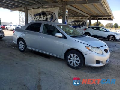 Czwarte zdjęcie samochodu z boku: 2010 TOYOTA COROLLA LE VIN:1NXBU4EE9AZ264316 - miniatura