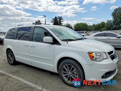 Czwarte zdjęcie samochodu z boku: 2017 DODGE GRAND CARAVAN SXT VIN:2C4RDGCG0HR818259 - miniatura