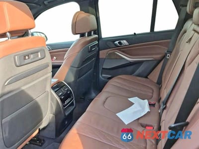 Zdjęcie 6 z 11 samochodu: 2019 BMW X5 XDRIVE50I VIN:5UXJU2C59KLN64581 - miniatura