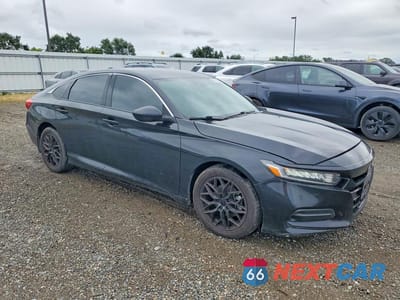 Czwarte zdjęcie samochodu z boku: 2018 HONDA ACCORD LX VIN:1HGCV1F14JA207220 - miniatura