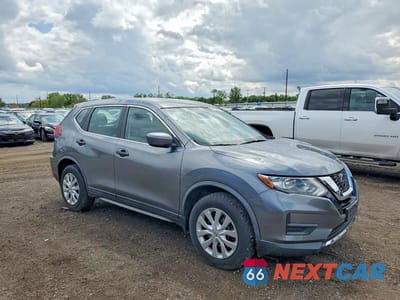 Czwarte zdjęcie samochodu z boku: 2020 NISSAN ROGUE S VIN:KNMAT2MVXLP521493 - miniatura