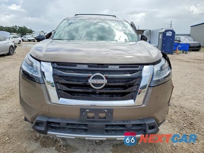 Piąte zdjęcie samochodu w środku: 2024 NISSAN PATHFINDER PLATINUM VIN:5N1DR3DG7RC210408 - miniatura