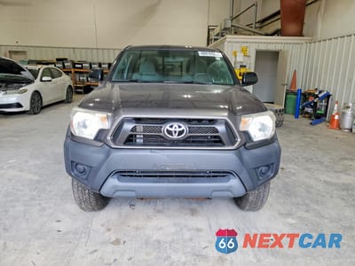 Piąte zdjęcie samochodu w środku: 2012 TOYOTA TACOMA V6 VIN:5TFUU4EN8CX024561 - miniatura