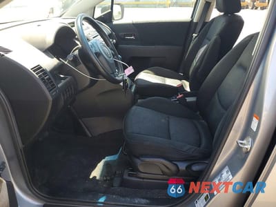 Zdjęcie 7 z 13 samochodu: 2010 MAZDA 5 VIN:JM1CR2WL5A0375626 - miniatura