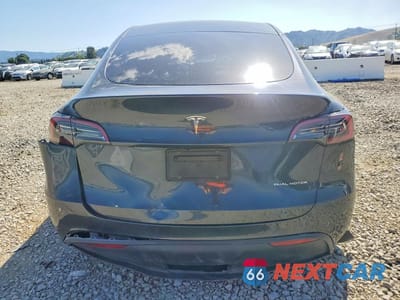 Zdjęcie 6 z 13 samochodu: 2024 TESLA MODEL Y VIN:7SAYGDEEXRF068446 - miniatura