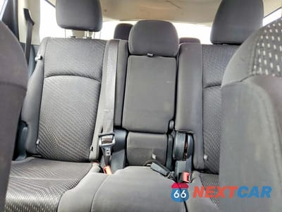 Zdjęcie 10 z 12 samochodu: 2017 DODGE JOURNEY SE VIN:3C4PDCAB1HT550858 - miniatura