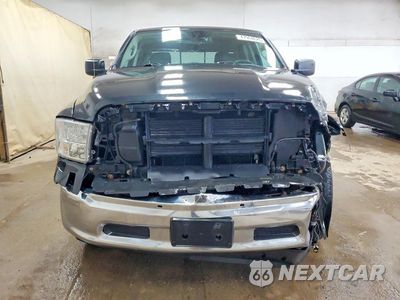 Piąte zdjęcie samochodu w środku: 2016 RAM 1500 SLT VIN:1C6RR7LT1GS406824 - miniatura