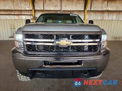 Piąte zdjęcie samochodu w środku: 2011 CHEVROLET SILVERADO K2500 HEAVY DUTY LT VIN:1GC1KXC84BF117878 - miniatura