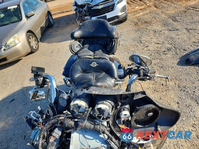 Piąte zdjęcie samochodu w środku: 2006 HARLEY-DAVIDSON FLHTCUI VIN:1HD1FCW126Y691948 - miniatura