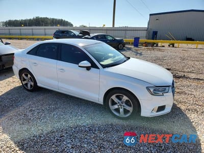 Czwarte zdjęcie samochodu z boku: 2017 AUDI A3 PREMIUM VIN:WAUAUGFF3H1074867 - miniatura
