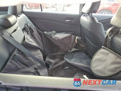 Zdjęcie 10 z 12 samochodu: 2016 TOYOTA PRIUS FOUR VIN:JTDKARFU6G3507093 - miniatura