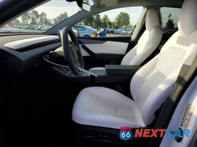 Zdjęcie 7 z 13 samochodu: 2026 TESLA MODEL Y VIN:7SAYGDEE0TF355088 - miniatura