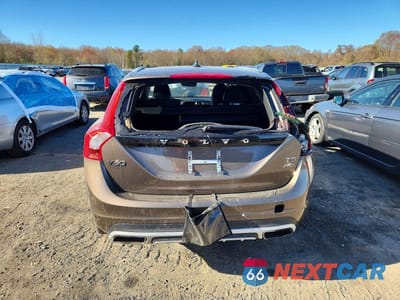 Zdjęcie 6 z 12 samochodu: 2015 VOLVO V60 CROSS COUNTRY PREMIER VIN:YV4612HKXF1002010 - miniatura