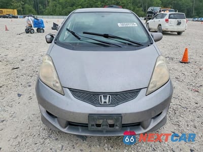 Piąte zdjęcie samochodu w środku: 2009 HONDA FIT SPORT VIN:JHMGE87459S056703 - miniatura