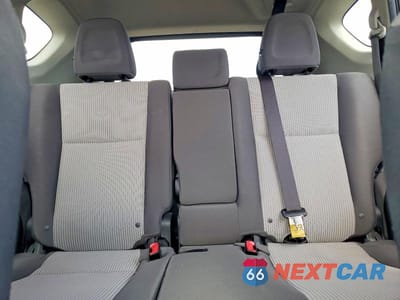 Zdjęcie 10 z 13 samochodu: 2015 TOYOTA RAV4 LE VIN:JTMBFREV7FD161558 - miniatura