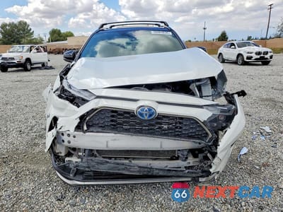 Piąte zdjęcie samochodu w środku: 2023 TOYOTA RAV4 PRIME XSE VIN:JTMEB3FV4PD122156 - miniatura