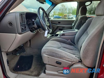 Zdjęcie 7 z 12 samochodu: 2004 CHEVROLET SUBURBAN K1500 VIN:1GNFK16Z34J266796 - miniatura