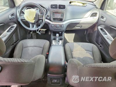 Zdjęcie 8 z 13 samochodu: 2019 DODGE JOURNEY SE VIN:3C4PDCAB7KT868765 - miniatura