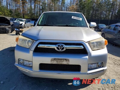 Piąte zdjęcie samochodu w środku: 2011 TOYOTA 4RUNNER LIMITED VIN:JTEBU5JR9B5052090 - miniatura