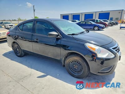 Czwarte zdjęcie samochodu z boku: 2019 NISSAN VERSA S PLUS VIN:3N1CN7AP6KL877099 - miniatura