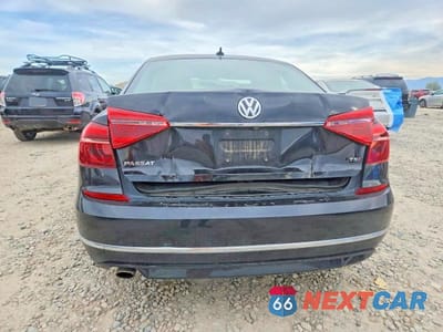 Zdjęcie 6 z 12 samochodu: 2017 VOLKSWAGEN PASSAT R-LINE VIN:1VWDT7A36HC040200 - miniatura
