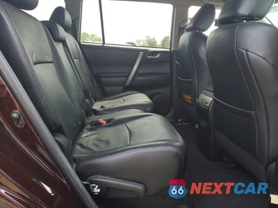 Zdjęcie 11 z 13 samochodu: 2011 TOYOTA HIGHLANDER SE VIN:5TDBK3EH7BS077791 - miniatura