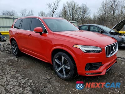 Czwarte zdjęcie samochodu z boku: 2016 VOLVO XC90 T6 VIN:YV4A22PM5G1066841 - miniatura