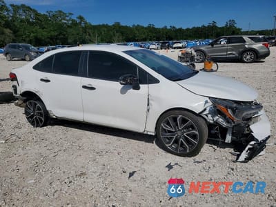 Czwarte zdjęcie samochodu z boku: 2021 TOYOTA COROLLA SE NIGHTSHADE EDITION VIN:5YFS4MCEXMP081967 - miniatura