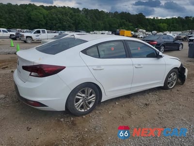 Trzecie zdjęcie samochodu z tyłu: 2019 HYUNDAI ELANTRA SEL VIN:5NPD84LF3KH436641 - miniatura