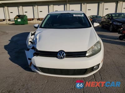 Piąte zdjęcie samochodu w środku: 2013 VOLKSWAGEN GOLF VIN:WVWMM7AJ0DW055248 - miniatura