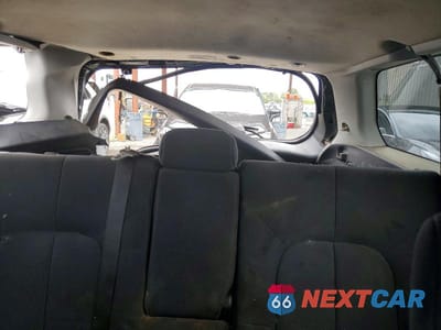Zdjęcie 10 z 13 samochodu: 2005 MITSUBISHI ENDEAVOR LS VIN:4A4MN21S05E062788 - miniatura