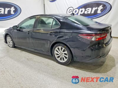 Drugie zdjęcie samochodu z przodu: 2023 TOYOTA CAMRY LE VIN:4T1C11AK9PU130213 - miniatura