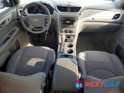 Zdjęcie 8 z 12 samochodu: 2017 CHEVROLET TRAVERSE LS VIN:1GNKRFED0HJ181062 - miniatura