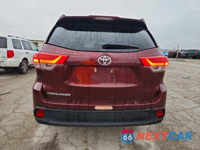 Zdjęcie 6 z 13 samochodu: 2017 TOYOTA HIGHLANDER LE VIN:5TDZZRFHXHS209754 - miniatura